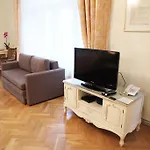 - Laipu