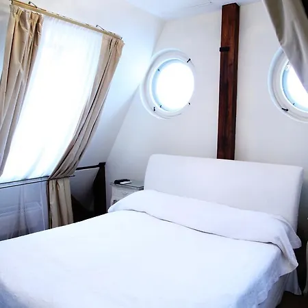 - Laipu Apartment *
