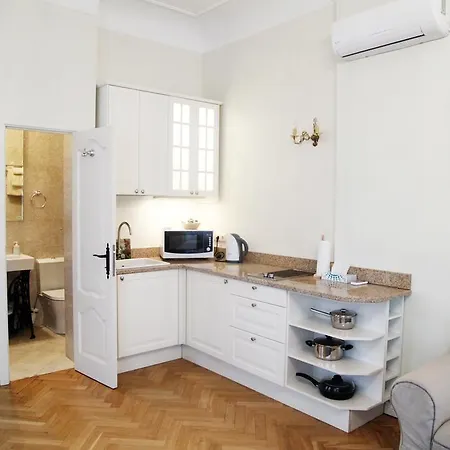 - Laipu Apartment
