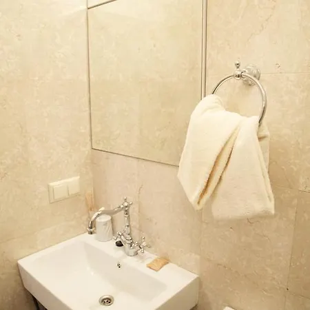 - Laipu Riga